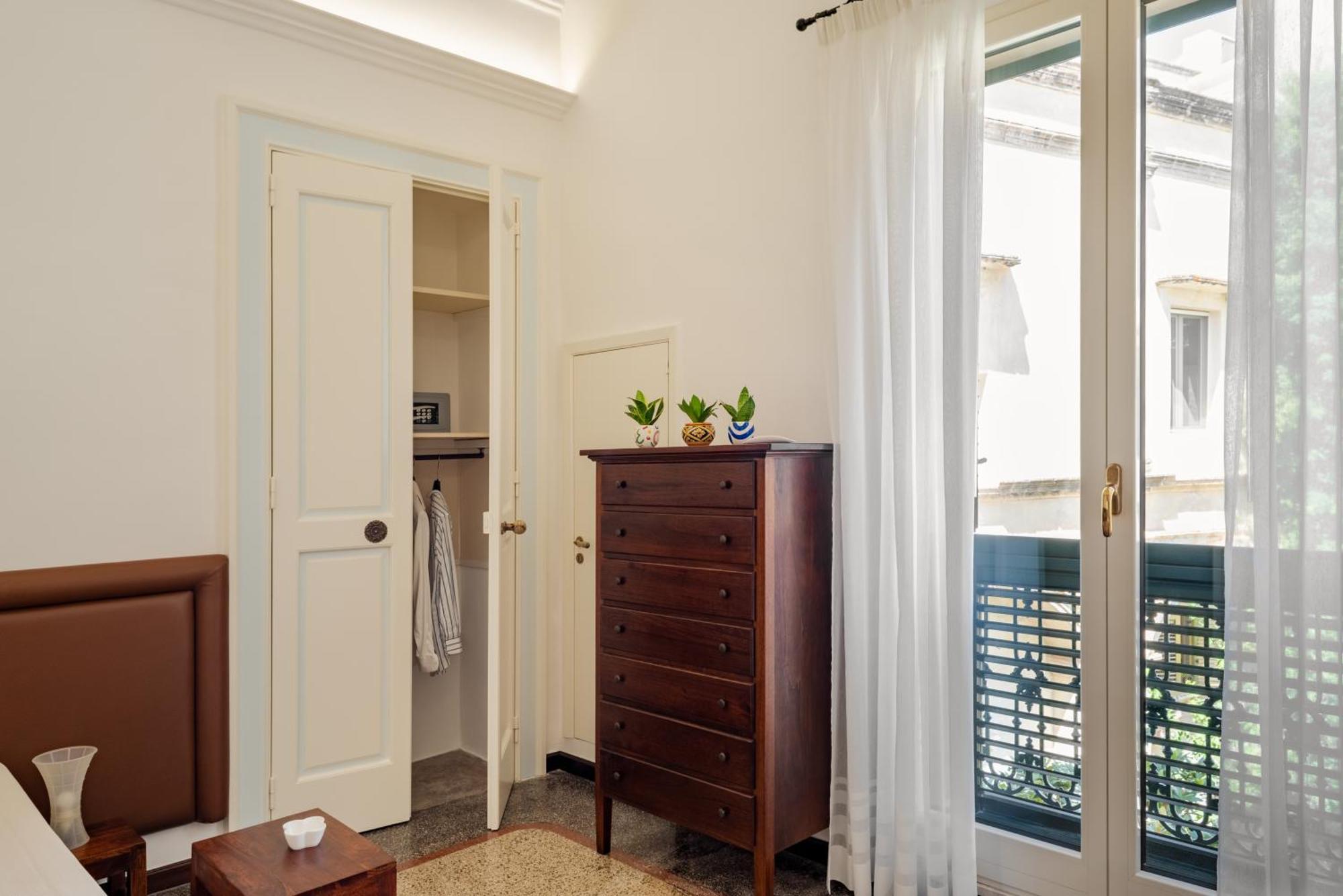 Palazzo De Tomasi B&B Gallipoli Εξωτερικό φωτογραφία